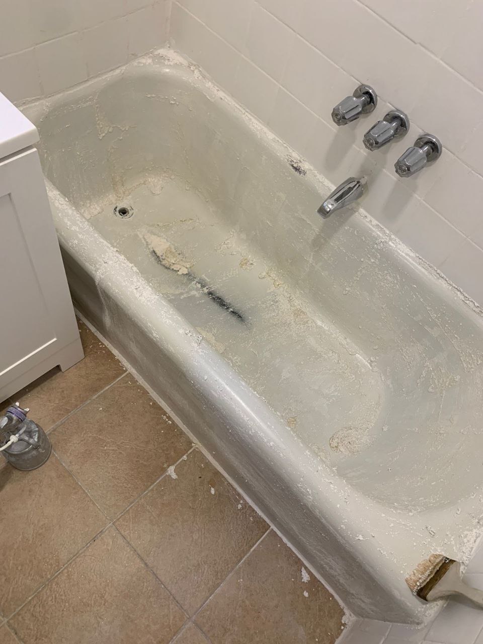 Bathtub Refinishing and Tile reglazing nyc