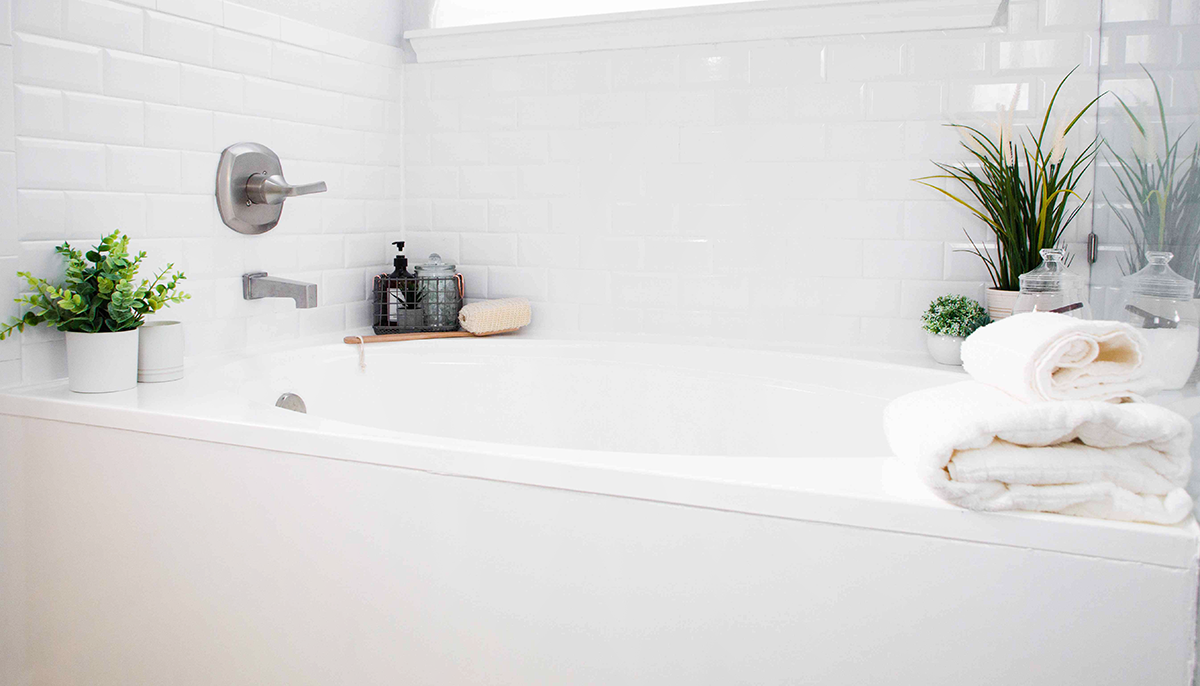 How to Maintain Your Bathtub After Reglazing: Essential Care Tips